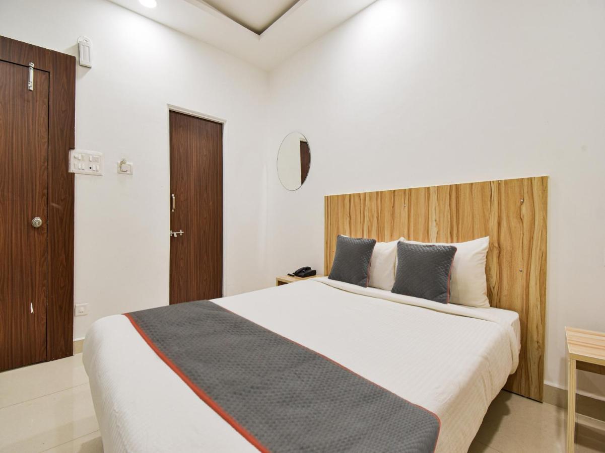Oyo Townhouse 498 Hotel Western Nagpur Esterno foto