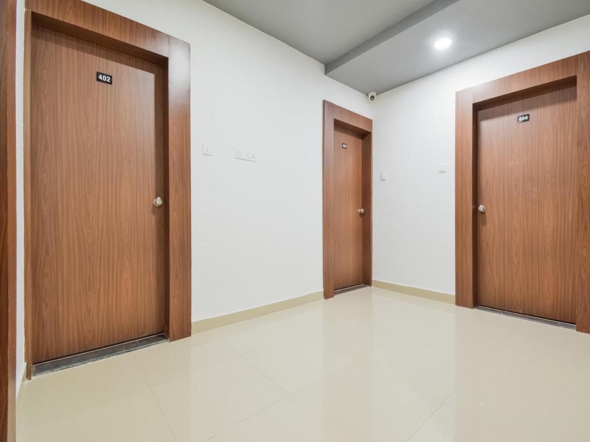Oyo Townhouse 498 Hotel Western Nagpur Esterno foto
